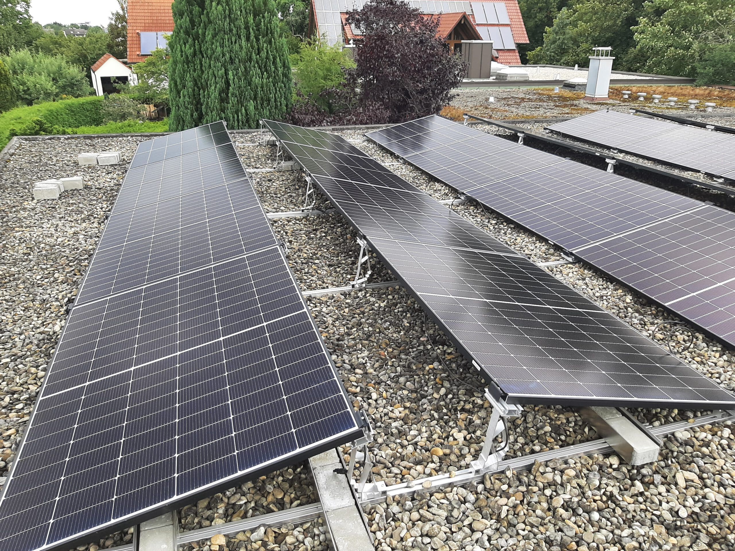 PV-Anlage 20230809_151154 PV-Anlage auf dem Flachdach